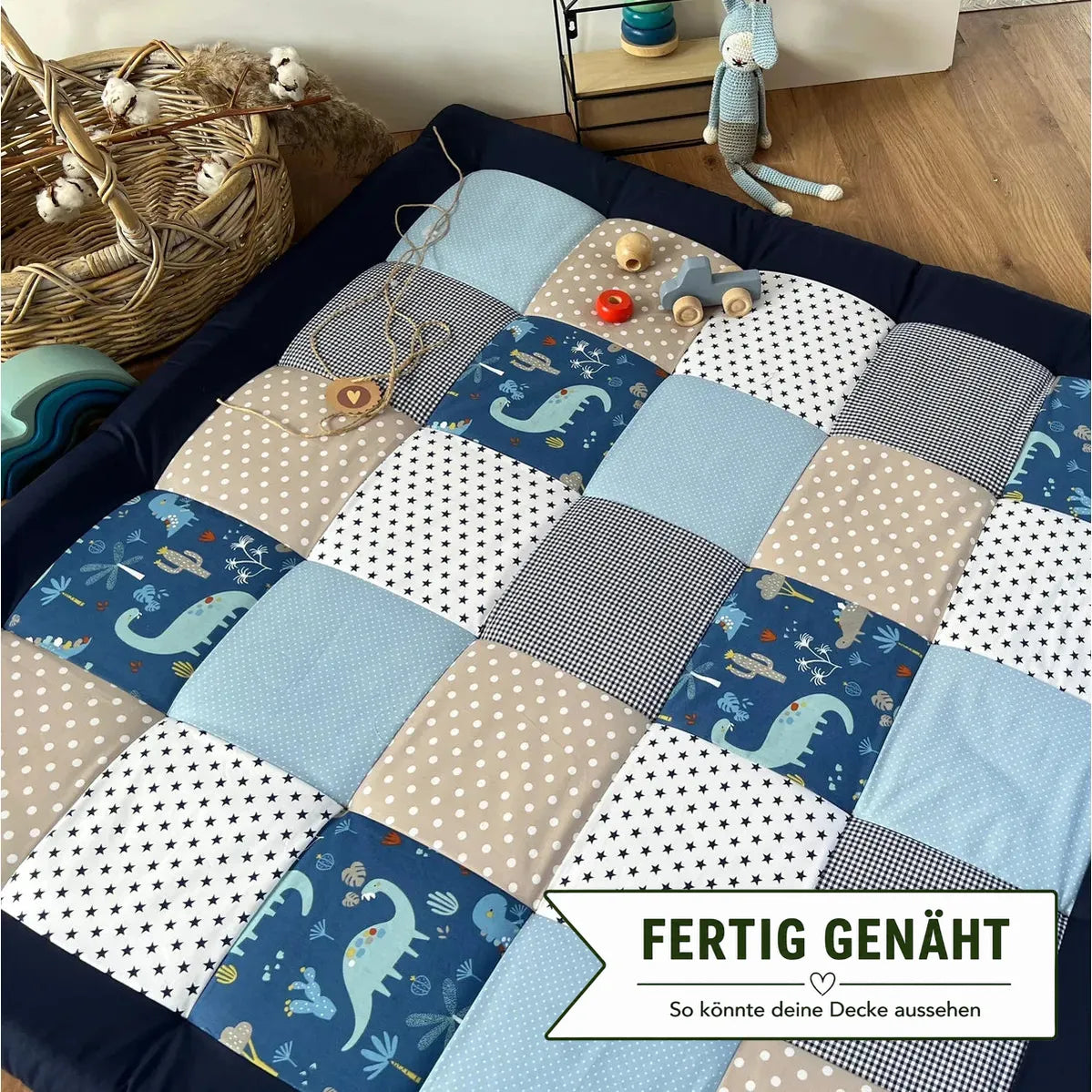 Nähpaket * Krabbeldecke* Patchwork * Dinosaurier Blau Sand-stoffwerk-siegen