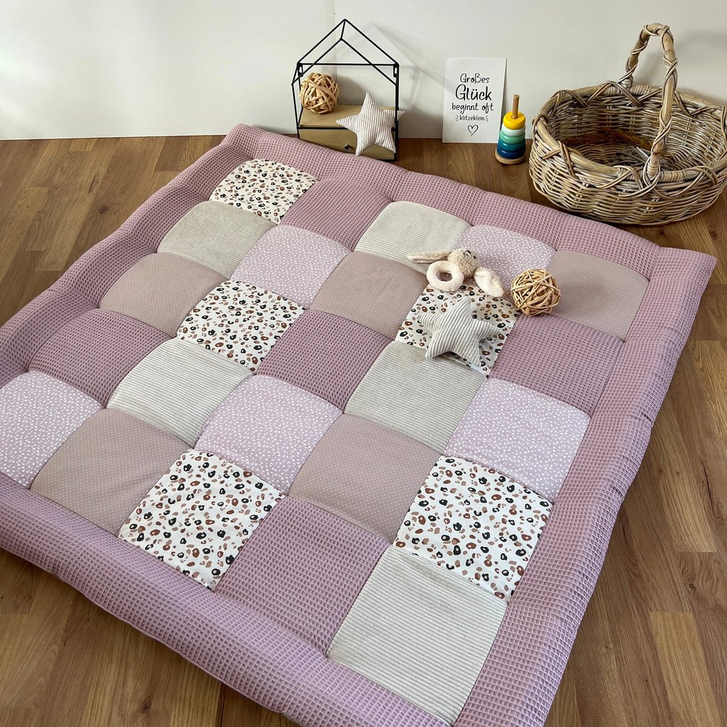 Nähpaket * Krabbeldecke* Patchwork * Leo Rosa Sand-stoffwerk-siegen