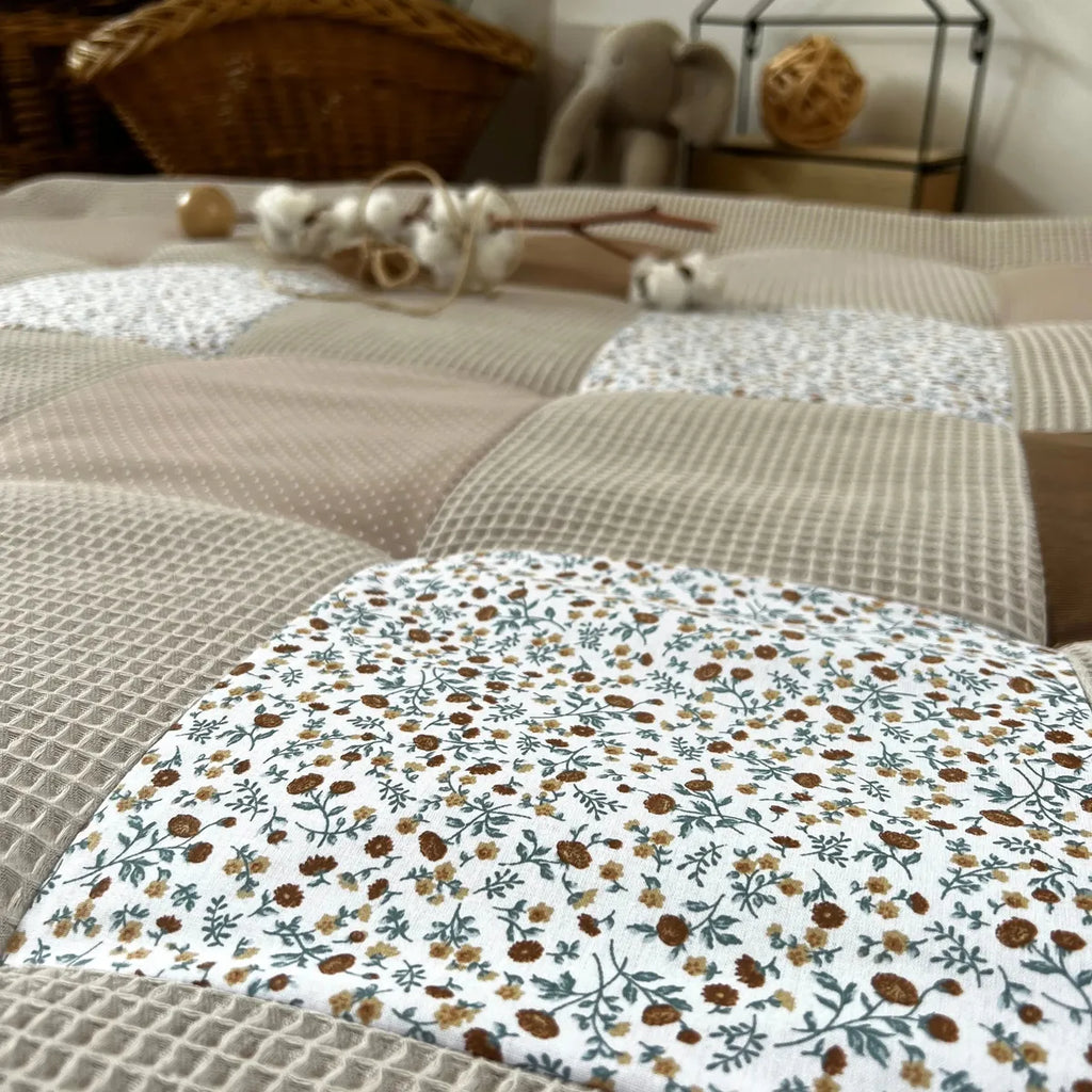 Nähpaket * Krabbeldecke* Patchwork * Waffelpique´* Streublümchen Sand-stoffwerk-siegen